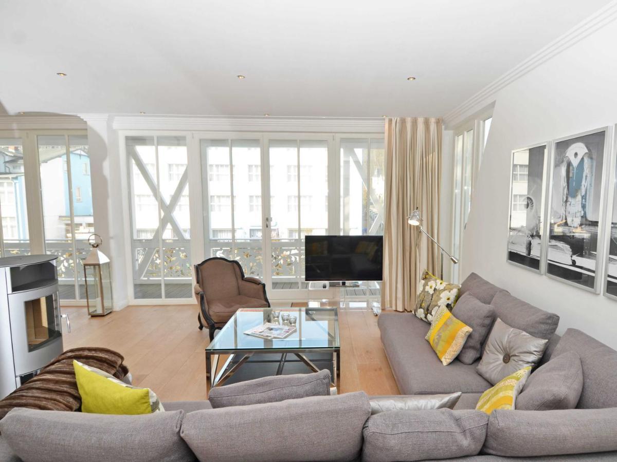 Villa "Johanna" Sellin - Wg12 Mit Kamin Und Zwei Balkonen Buitenkant foto