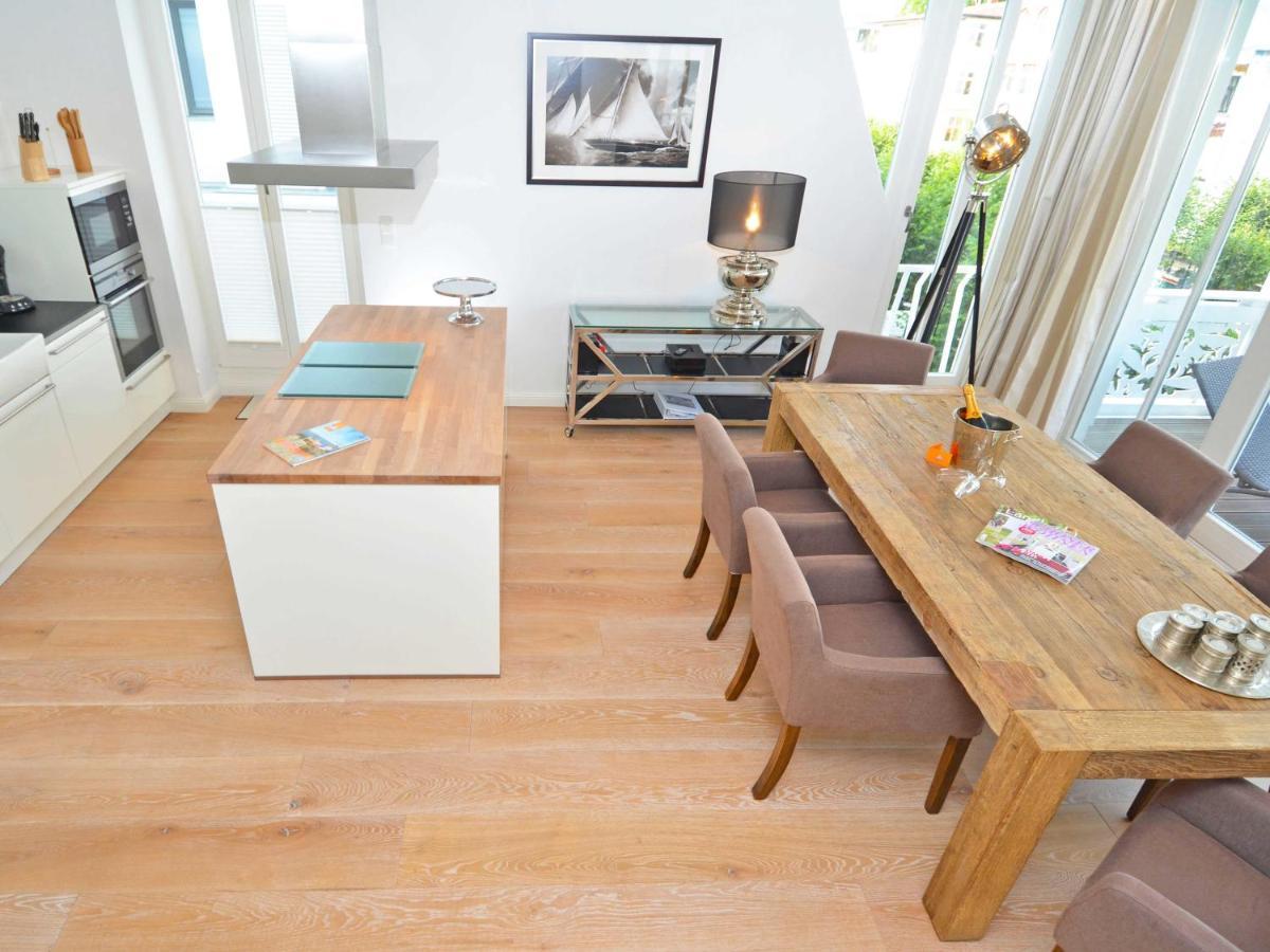 Villa "Johanna" Sellin - Wg12 Mit Kamin Und Zwei Balkonen Buitenkant foto