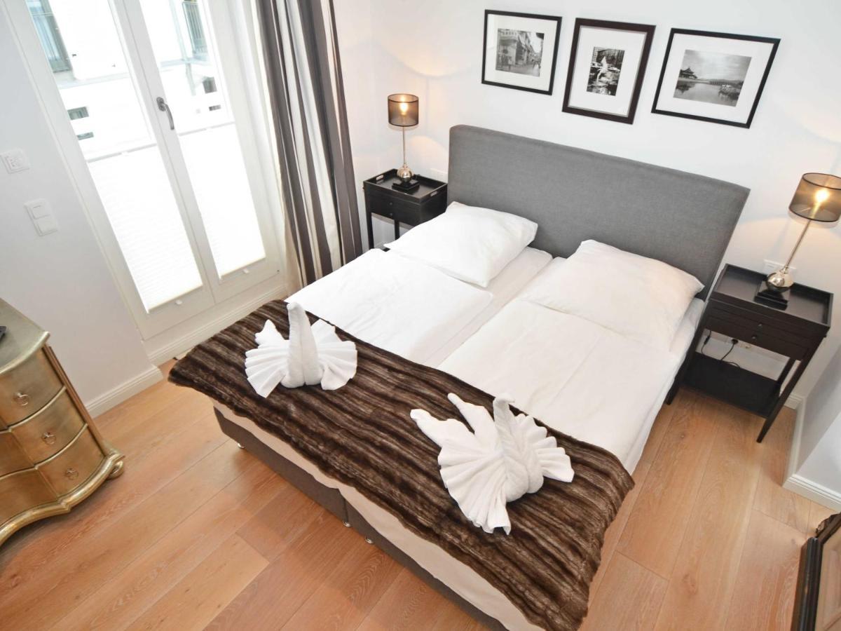 Villa "Johanna" Sellin - Wg12 Mit Kamin Und Zwei Balkonen Buitenkant foto