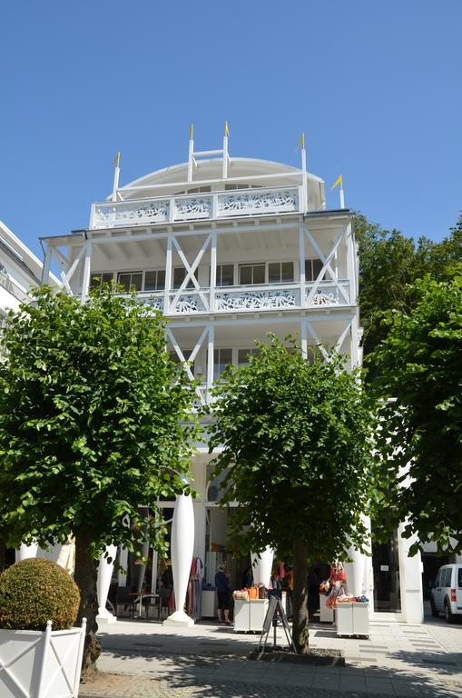 Villa "Johanna" Sellin - Wg12 Mit Kamin Und Zwei Balkonen Buitenkant foto