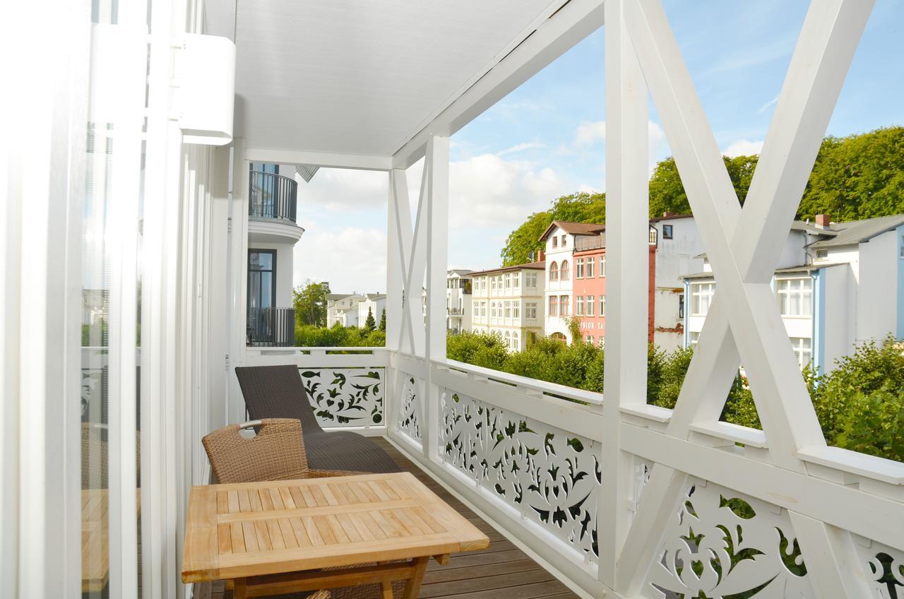 Villa "Johanna" Sellin - Wg12 Mit Kamin Und Zwei Balkonen Buitenkant foto